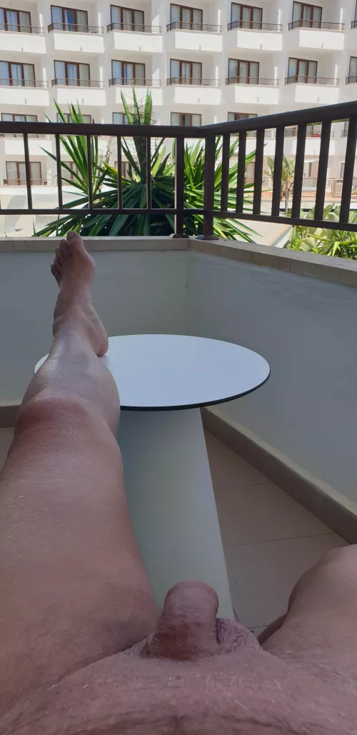 Public exhib at the hotel ...hope to be seen...so exciting by JoeMarc72