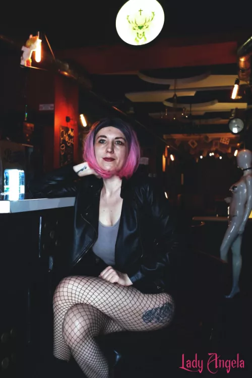 Pubs > clubs. Do u agree? by Lady-Angela