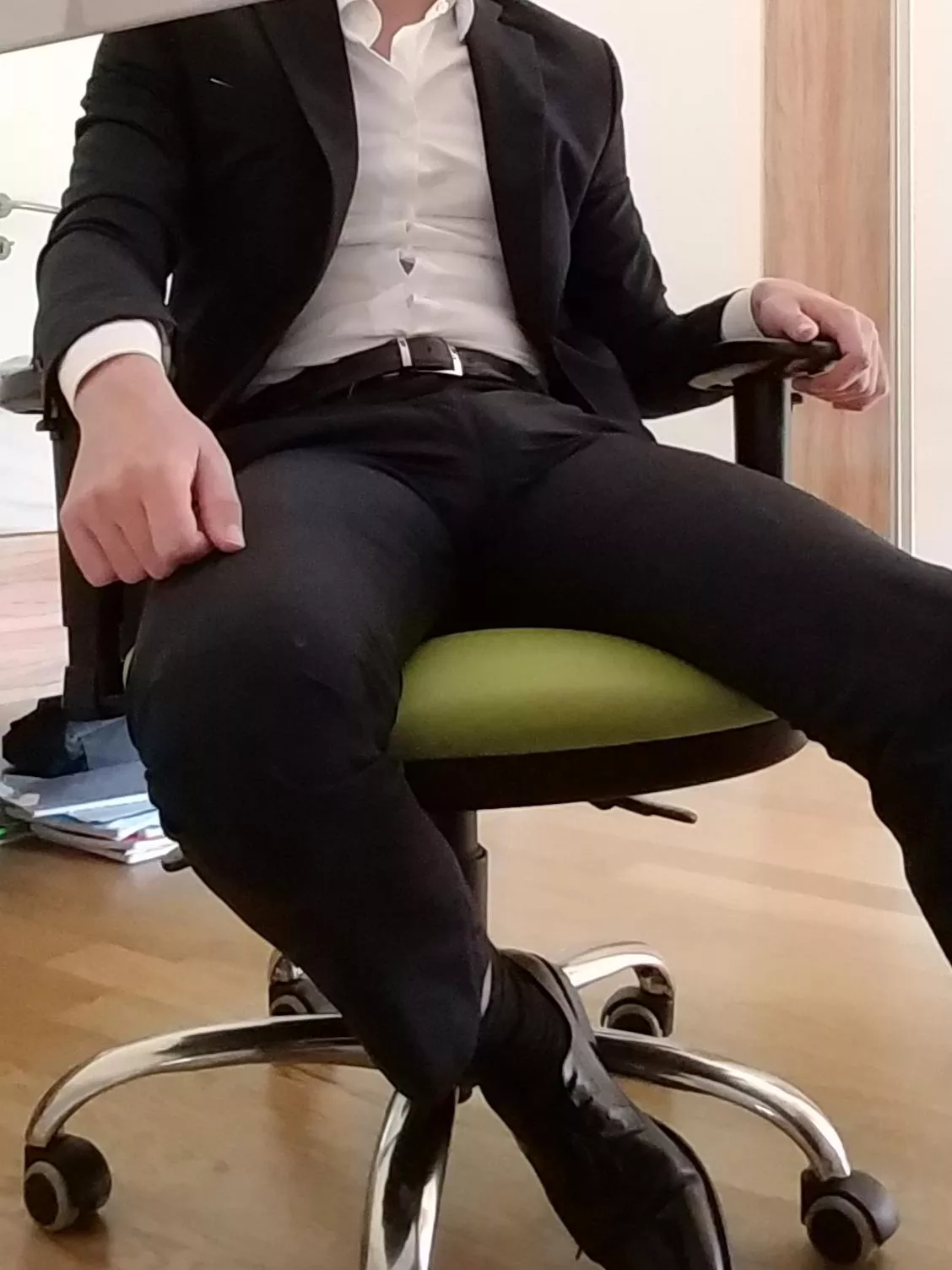 Pull my cock out and lets fuck posted by uporabnik1234