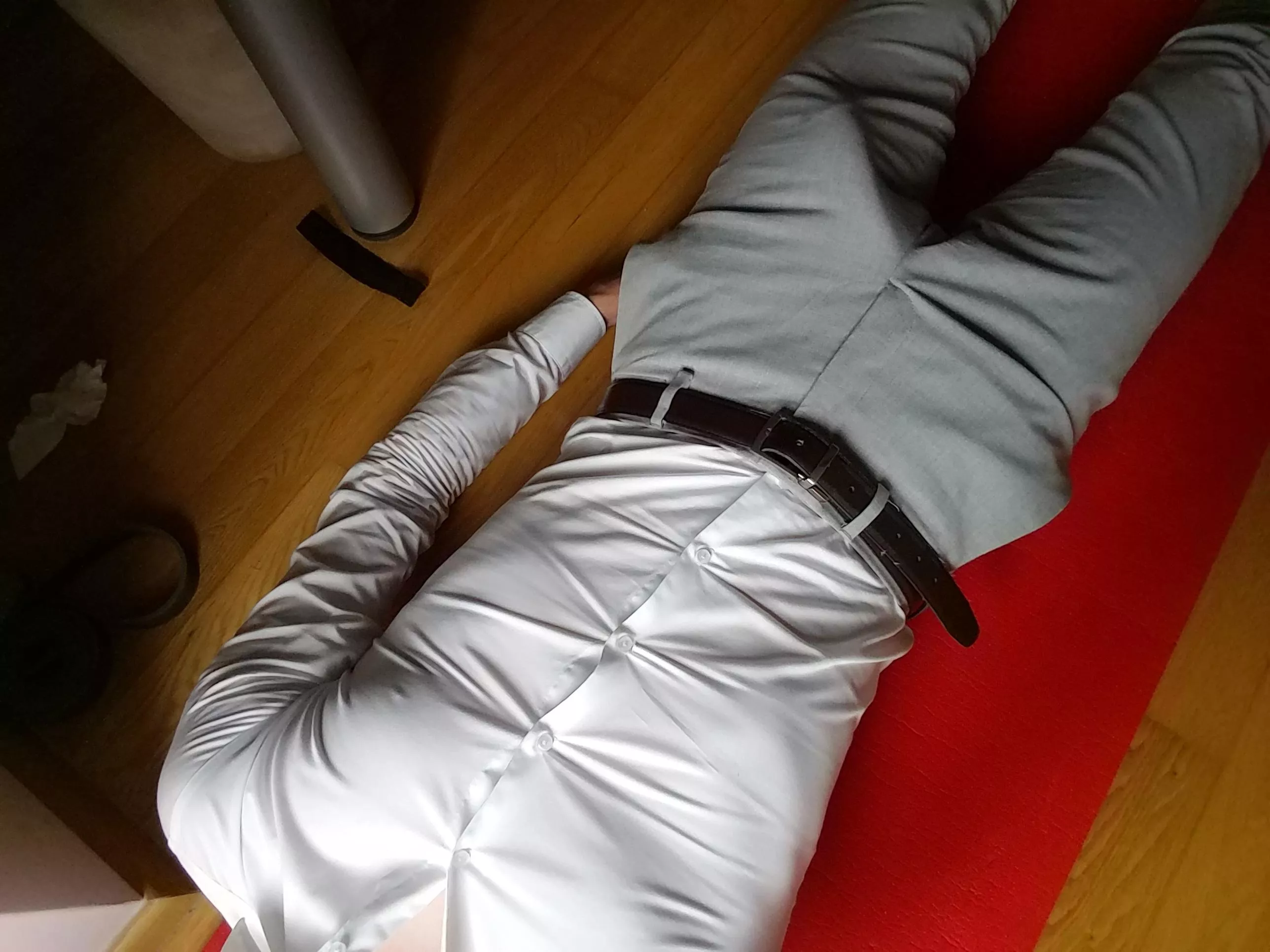 Pull my cock out and make me cum posted by uporabnik1234