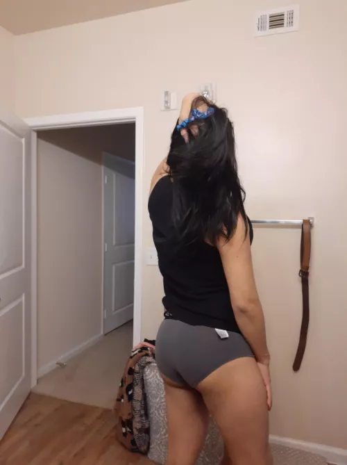 pull my hair and spank me 😉 by basicbee12