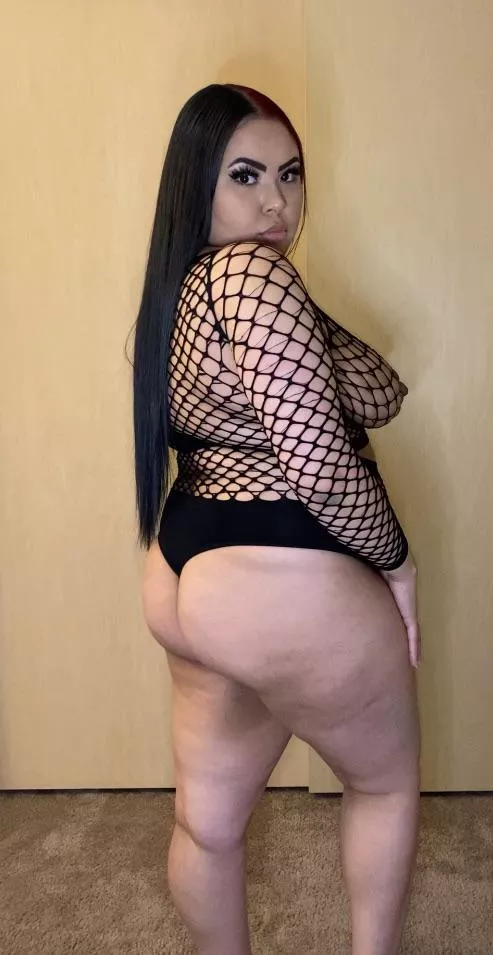 Pull my hair while you spank my ass 😈💦 posted by honeyybbyxo