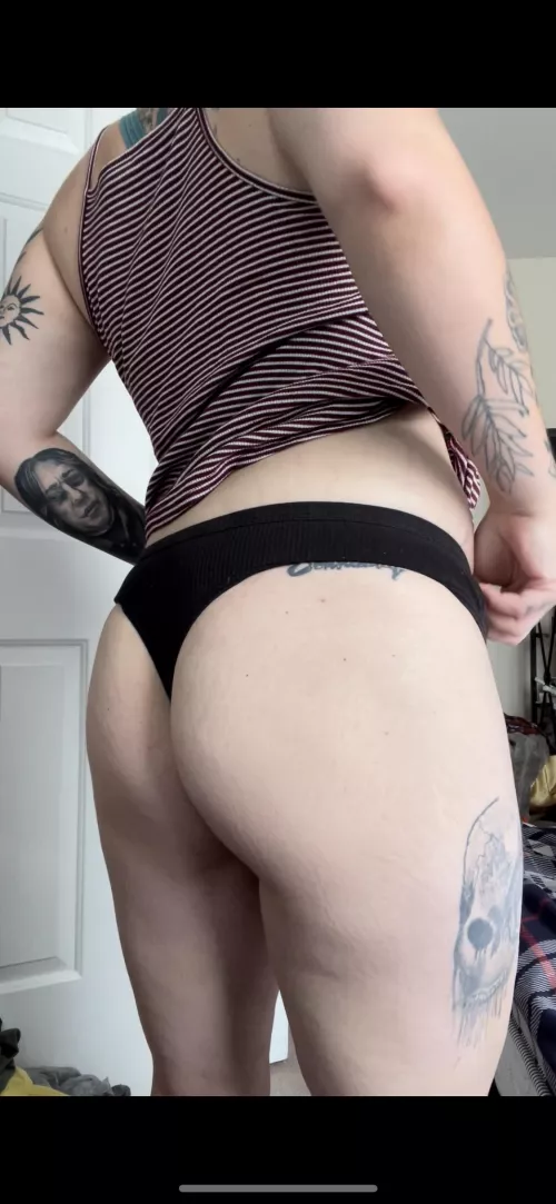 punk rock chick 🥰🌶 by NightRiderXO