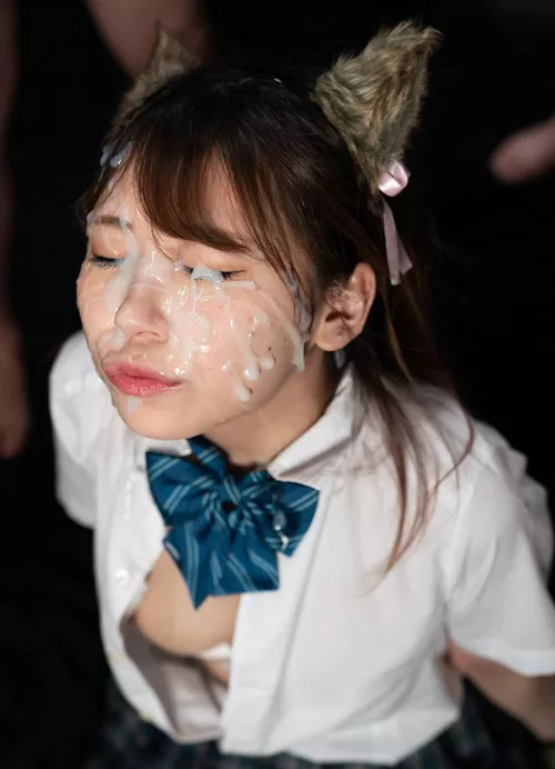 Pussy ❤️ by its_okay_to_decay