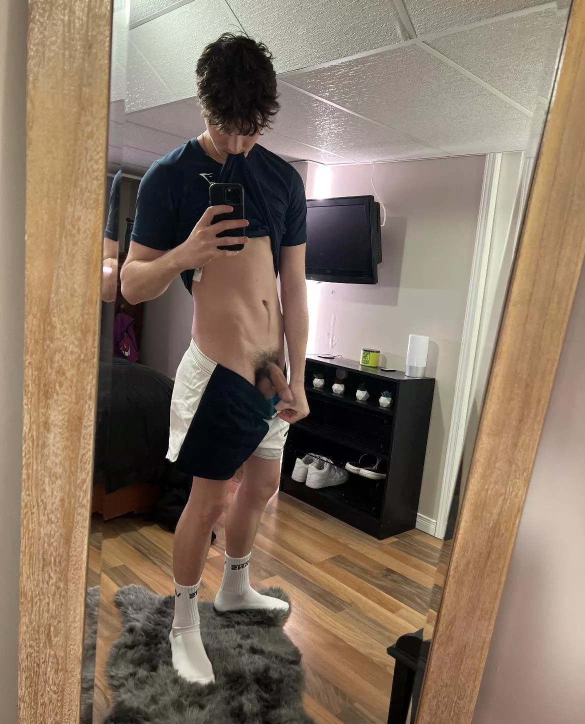 Put it in your mouth and feel it grow posted by sadboycad