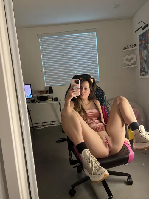 Put my legs over your shoulders and slide in by lily_alcott