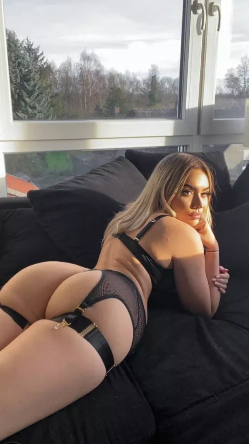 put some cream in my cake[f] by Kaiseybuun