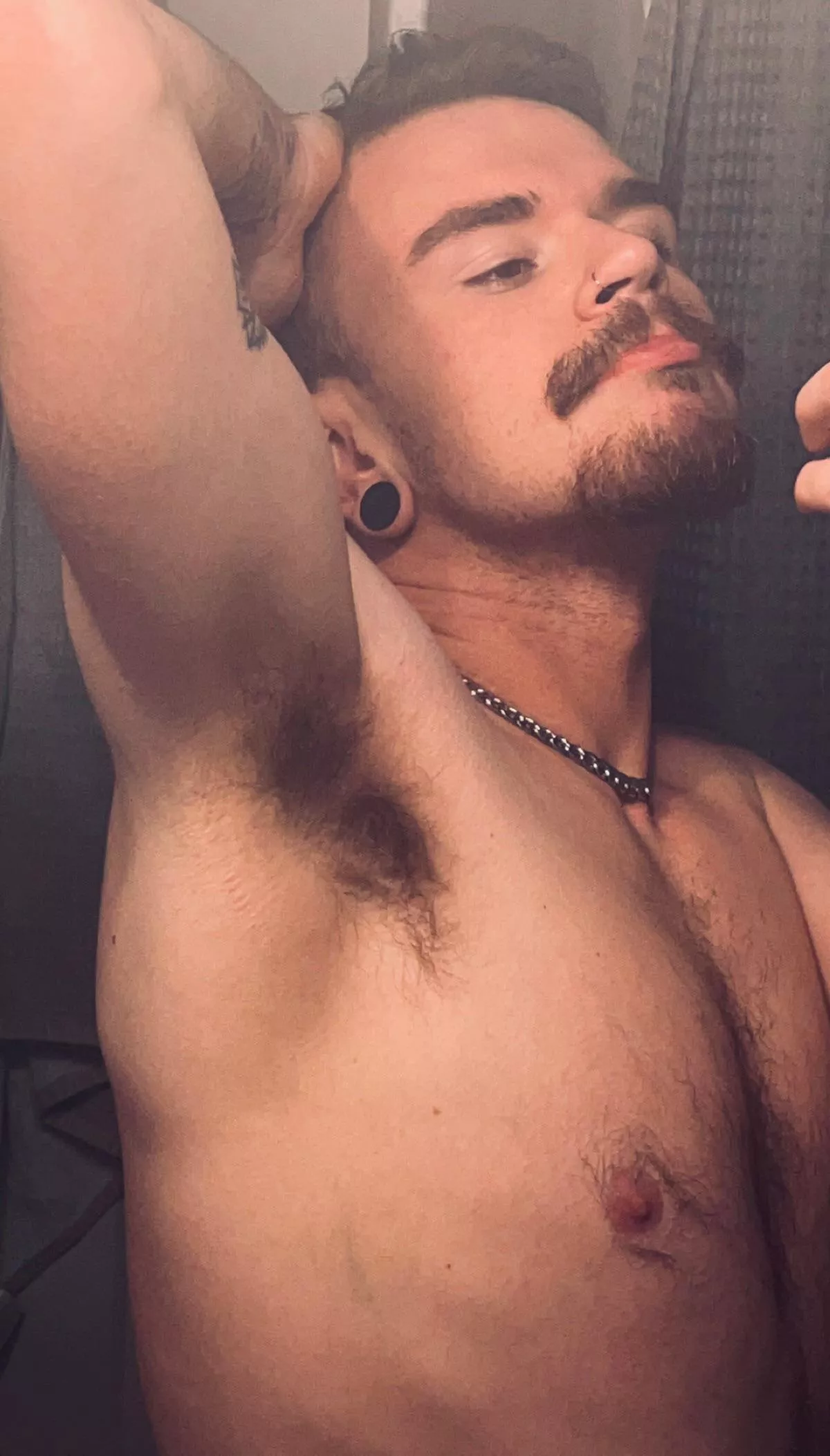 ↓ put ur face here posted by yakobiixx