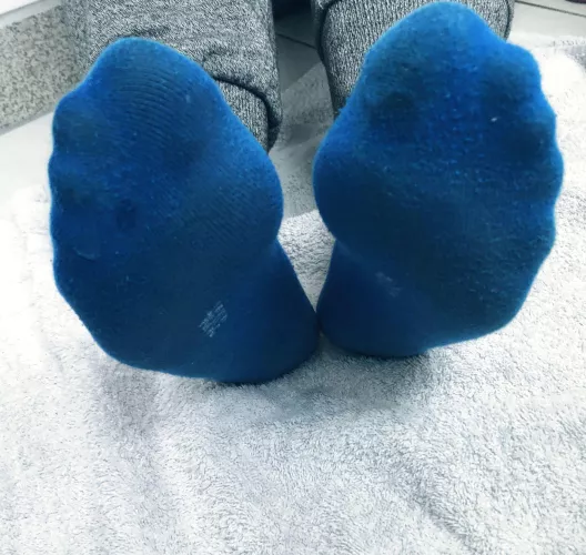 Put your face in there and smell!😏 by Xevasuuuu