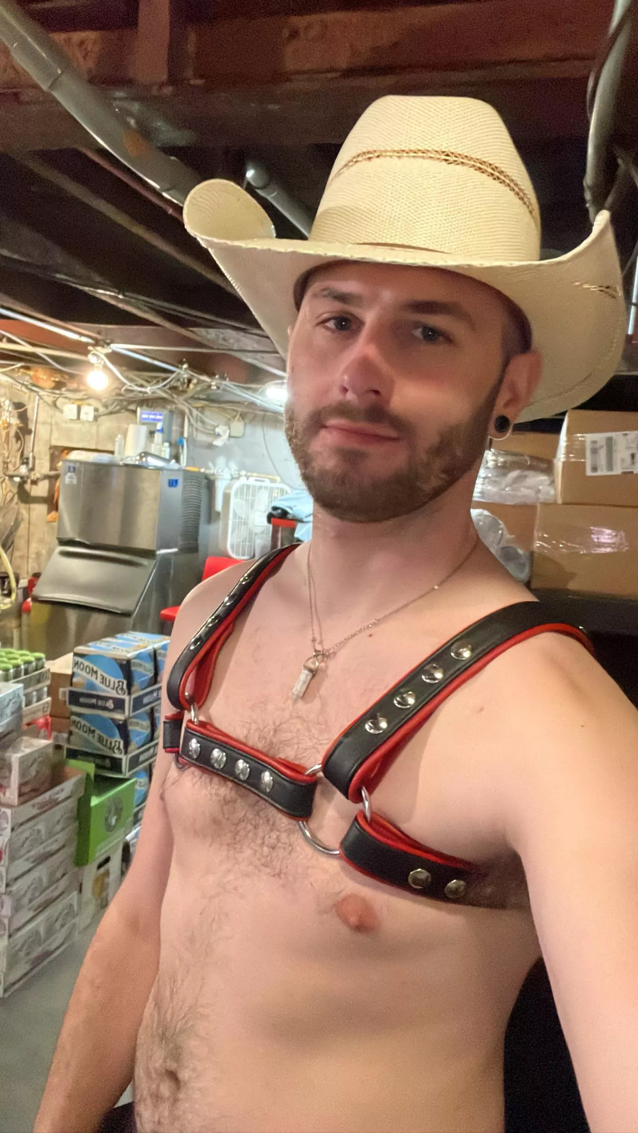 Putting in some work tonight posted by Rummytumtugger95