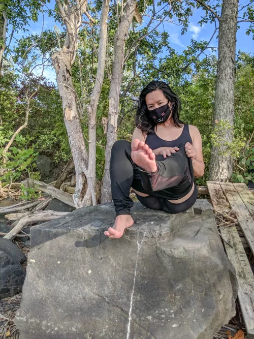 Putting my leggings on by ukekitty