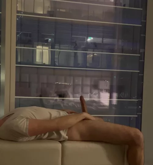 Putting on a show by Hungmilitarycock