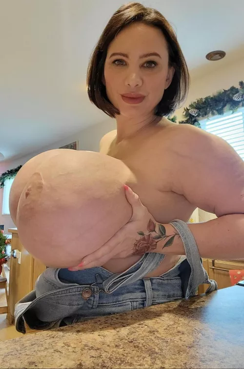 Queen by BigAssLover54