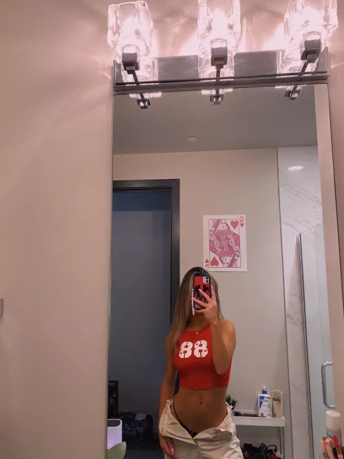 Queen of hearts (AIC) by mr_jaybone