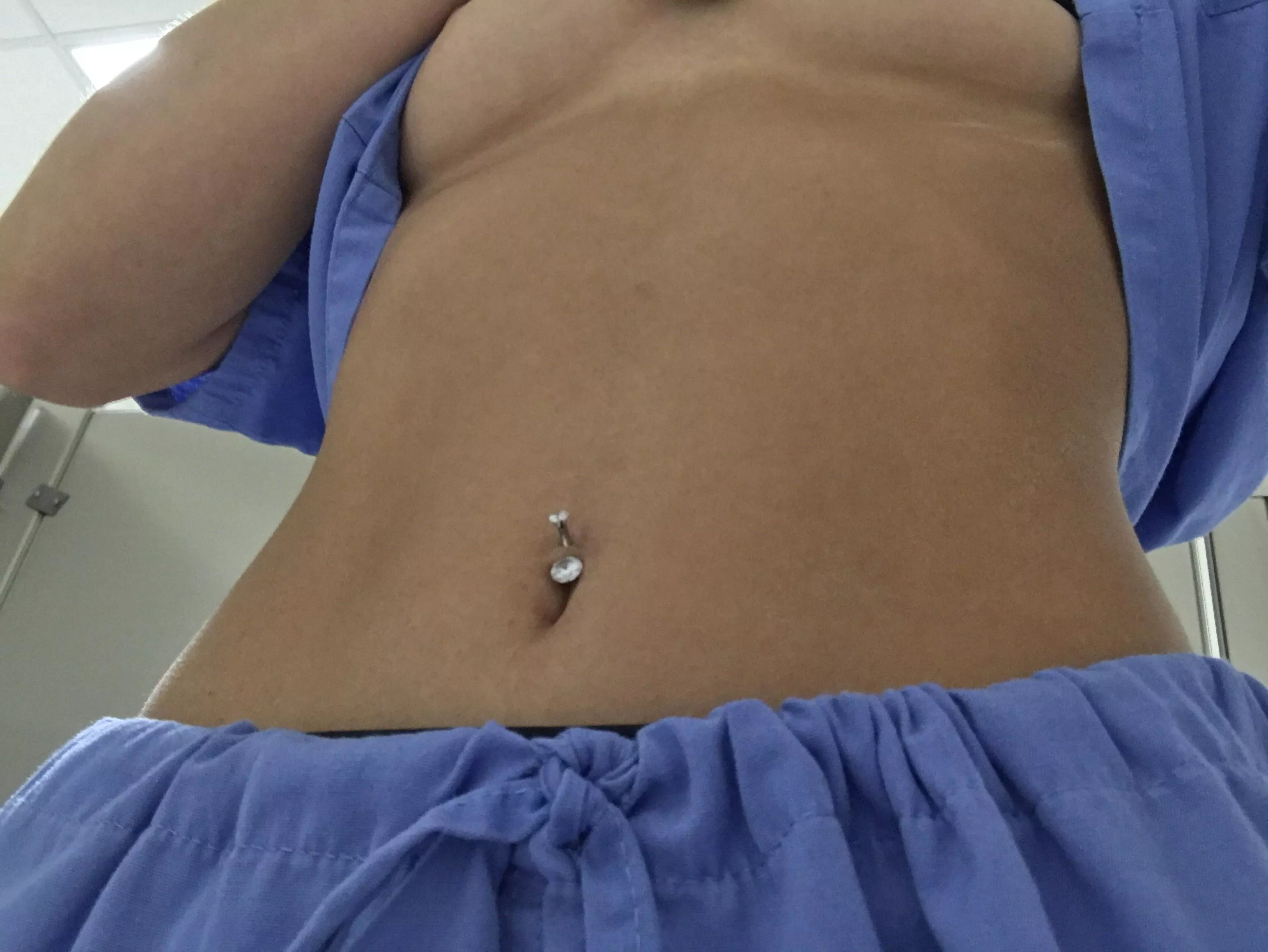 quick photo before my shift starts ♡ posted by irltinygf