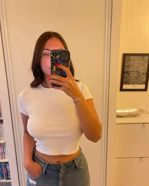 Quick selfie before work by watchmesucceed