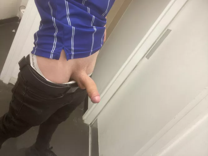 Quickie at works toilet? by kylemackness2000