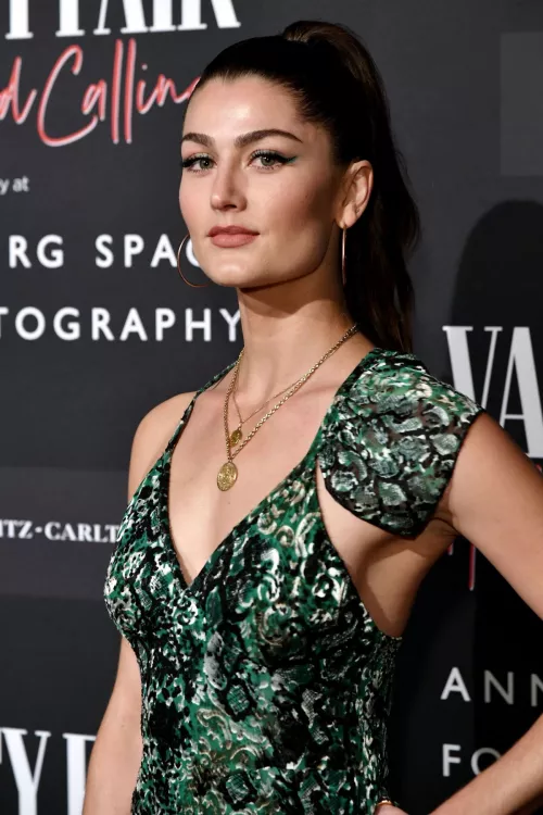 Rachel Matthews by LegendaryFang56