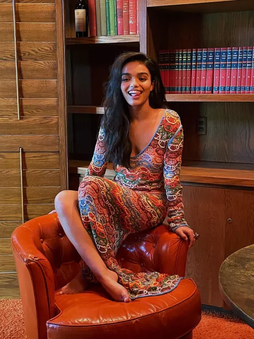 Rachel Zegler makes me feel so bi by thisisaburner2369