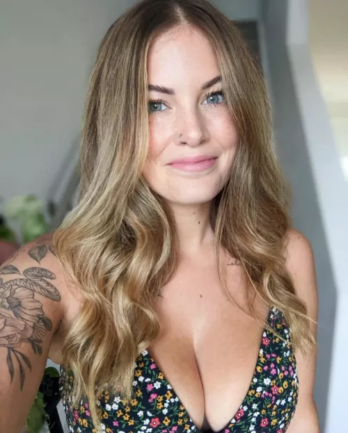 RaeJay, Aussie Milf Streamer by Ill-Try-3941