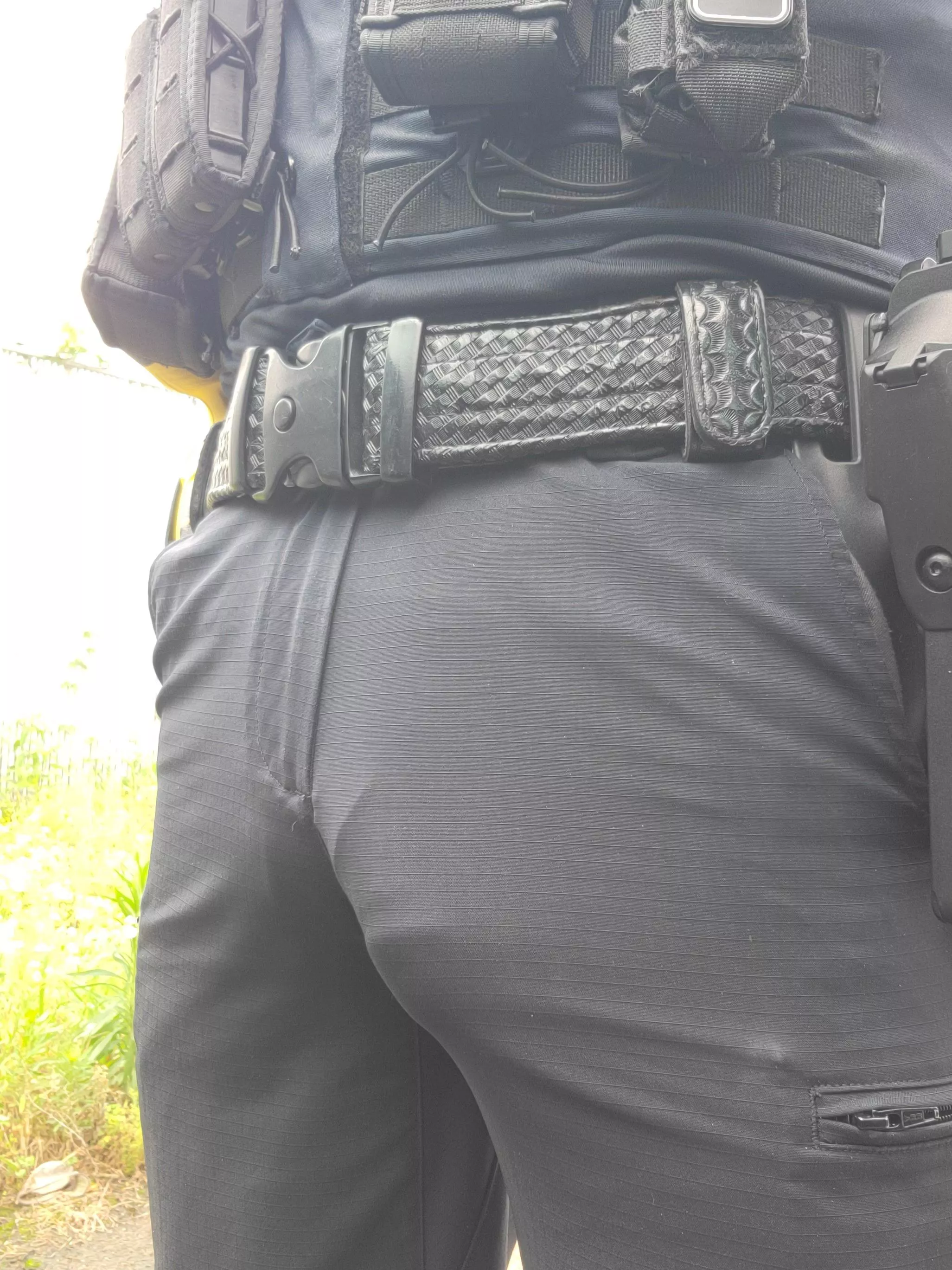 Rainy Day Bulge posted by staff_sergeant