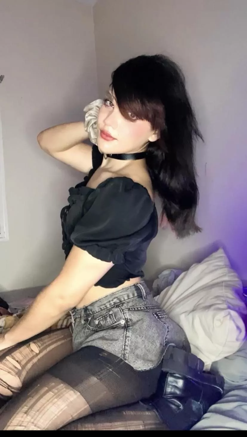 rate me 0-10 🥺🫣 posted by samaramagica