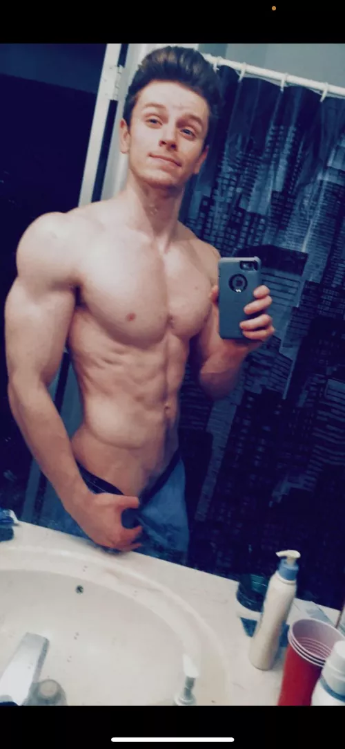 Rate me 1-10🤪 by ExpensiveHold618