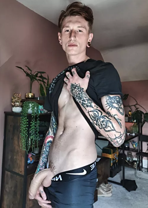 rate me by Axel_monstera