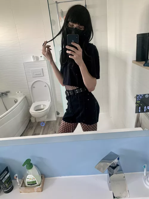 Rate me boys ! 🖤🫣🖤 by Gladinet