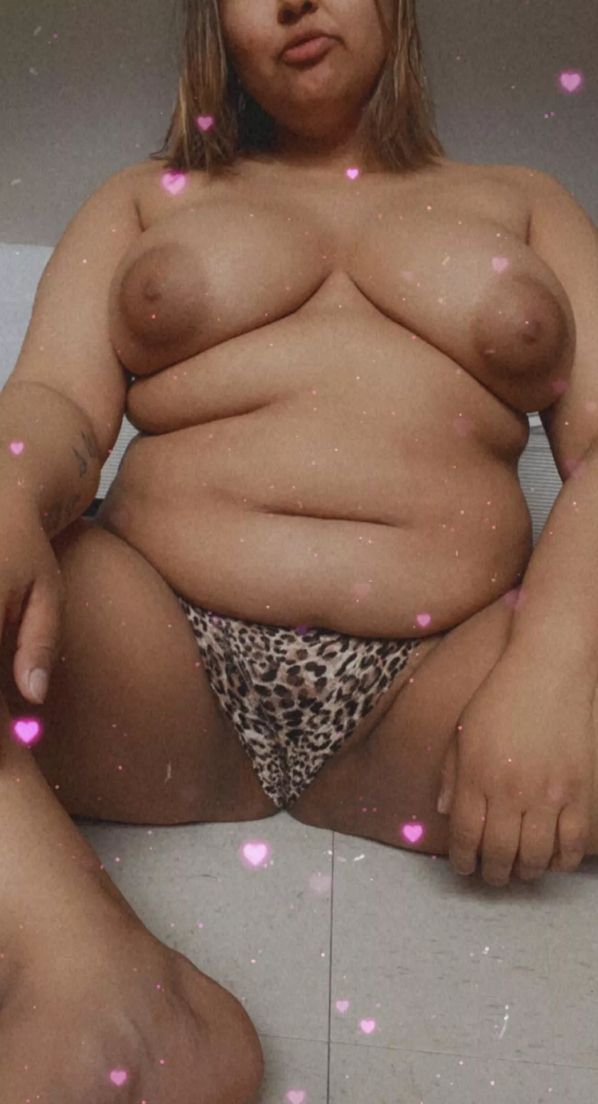 Rate me? 🖤 posted by nic0lefox