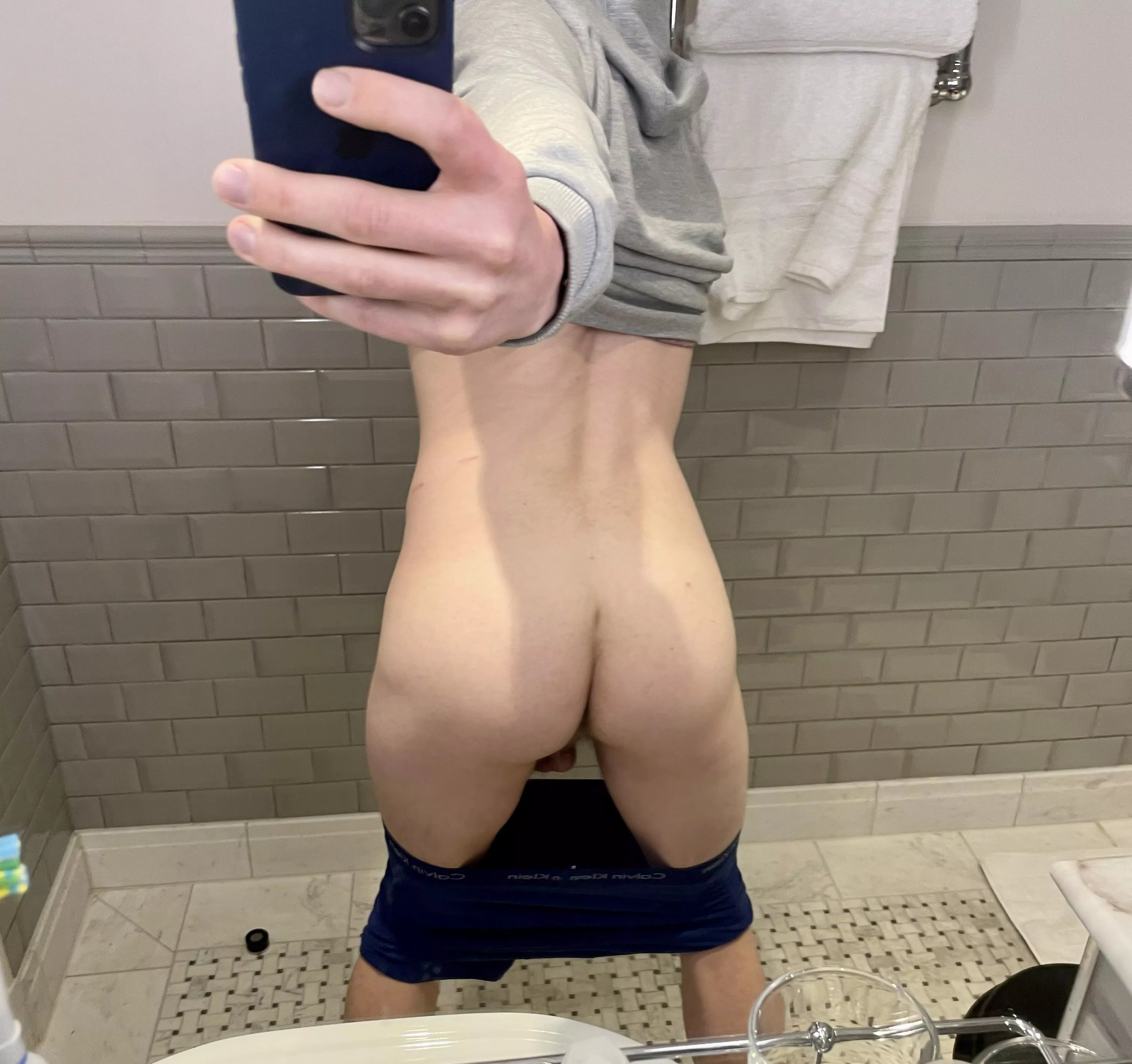 Rate my ass posted by TXHUNTER92