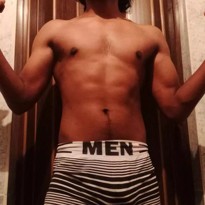 Rate my body posted by hotshyboy987