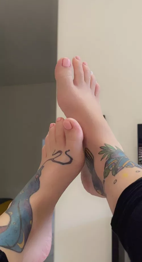 Rate my new pedicure 🥰 by DollFaceDesiree