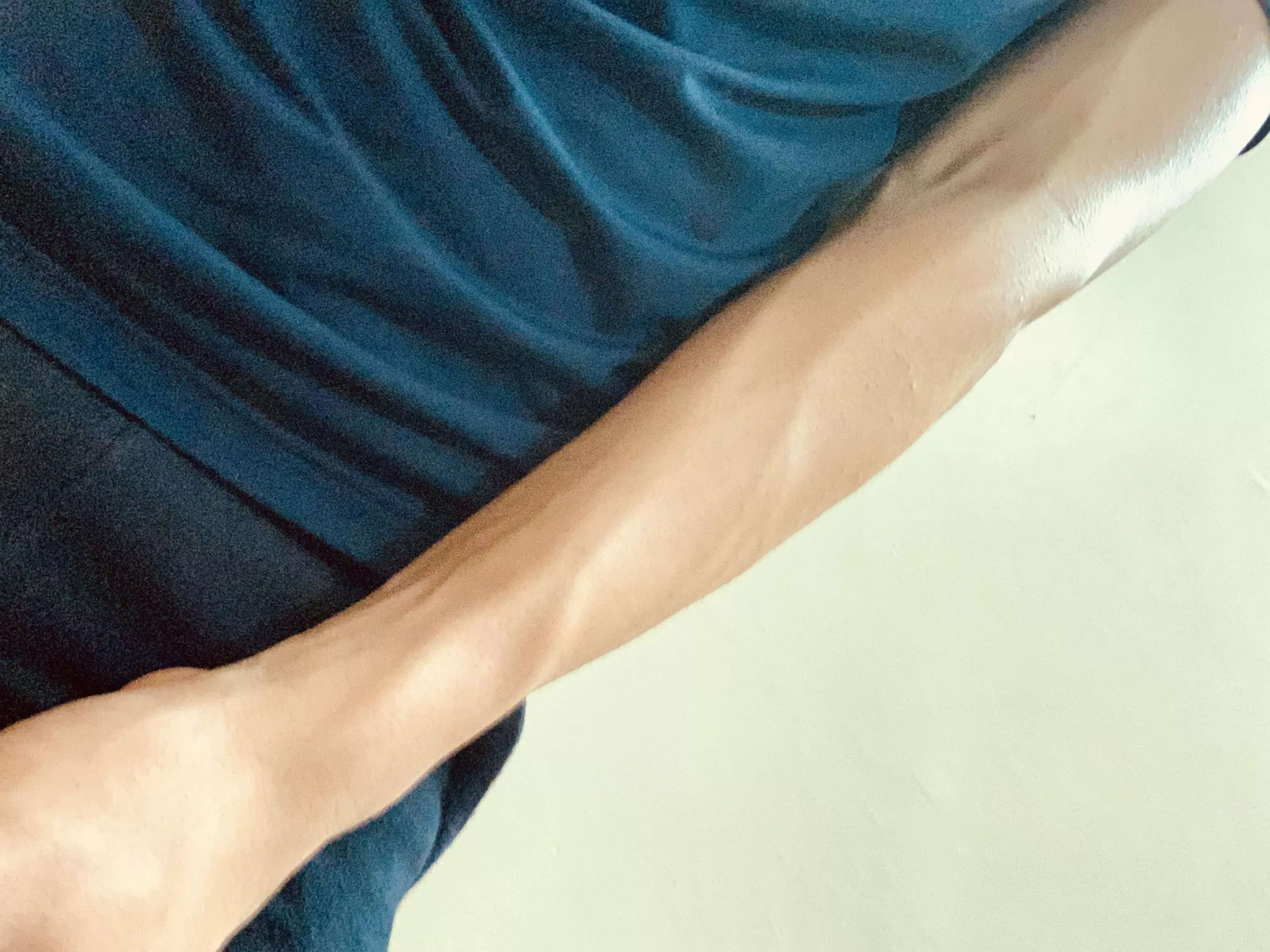 Rate my veins posted by Extension-Movie-724