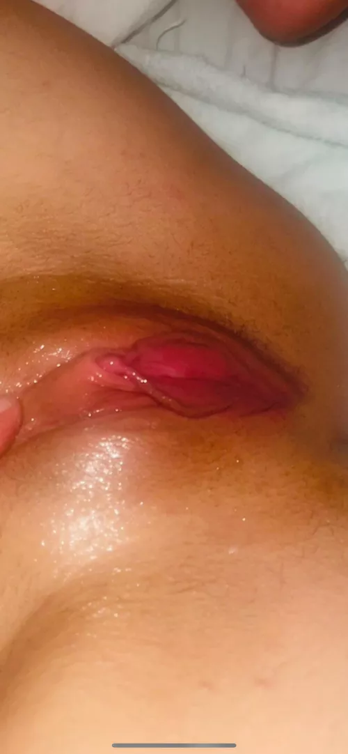 Rate this pussy by wifesincrediblefeet