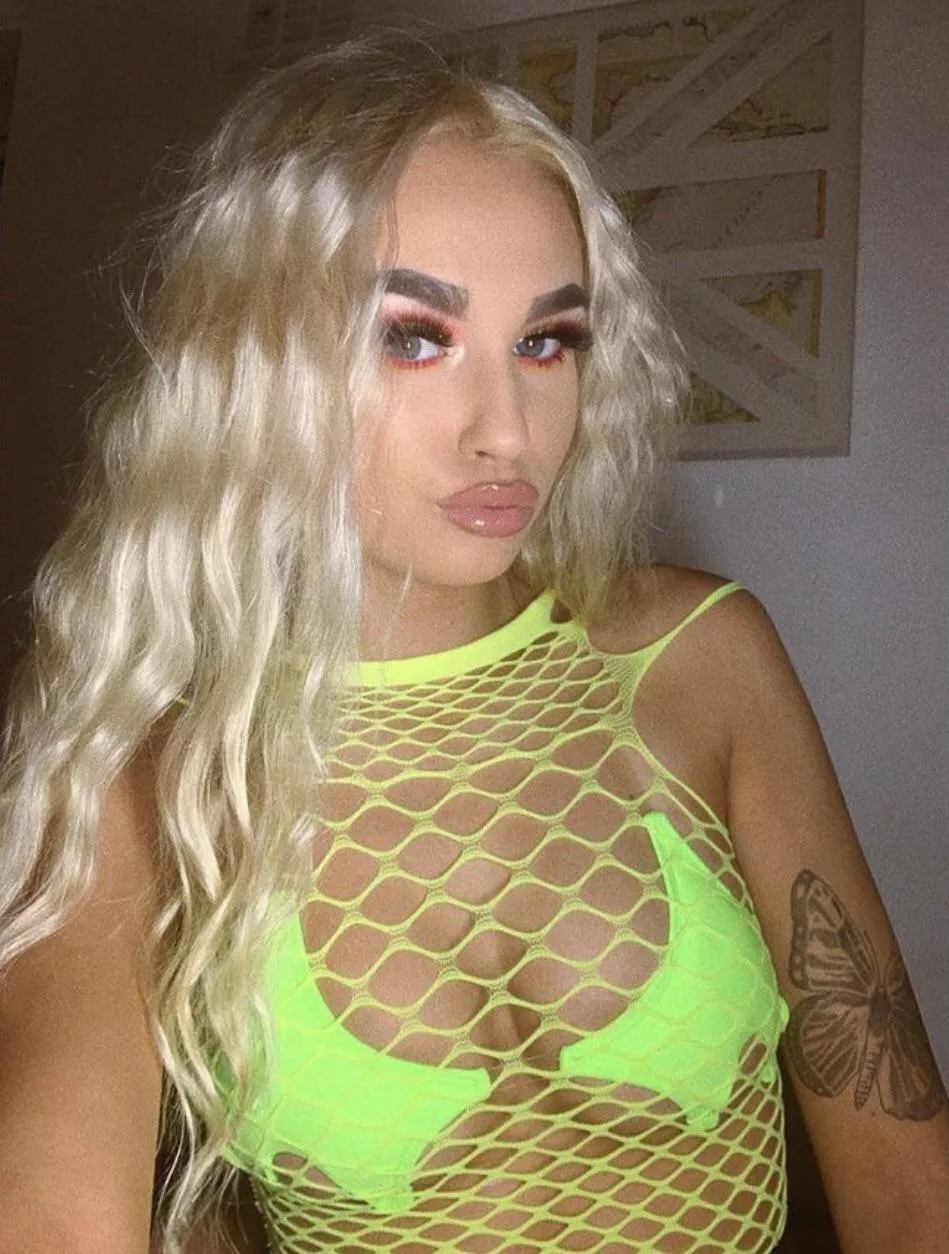 Rave ready posted by Marco56780