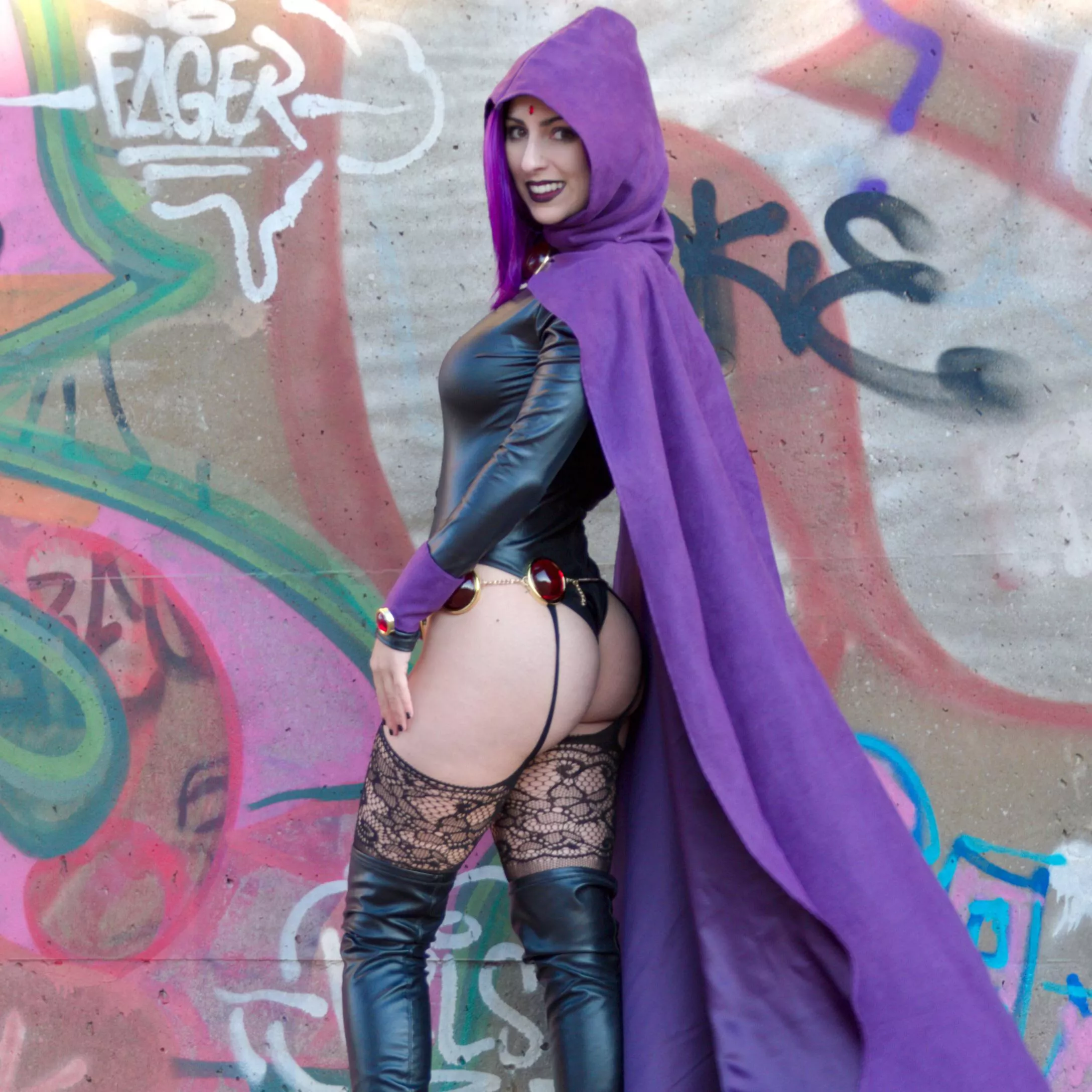 Raven cake for my cake day posted by xXEmmaLayneXx