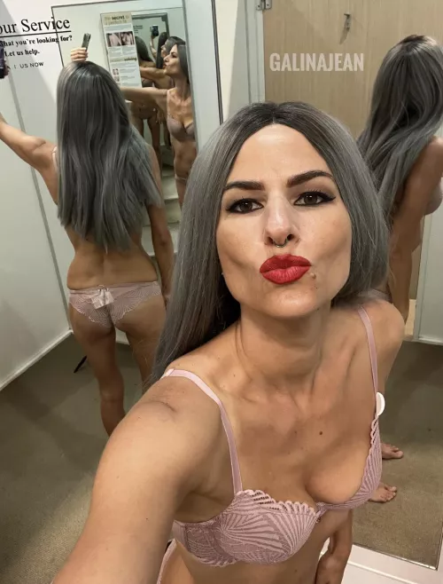 Reach around from behind and kiss me. by galinajean