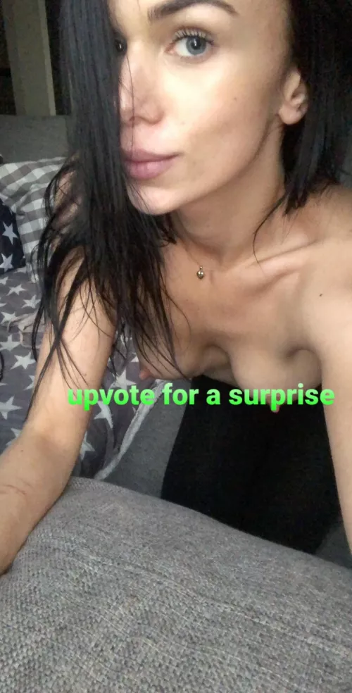 React if I can send you nudes by joci_102