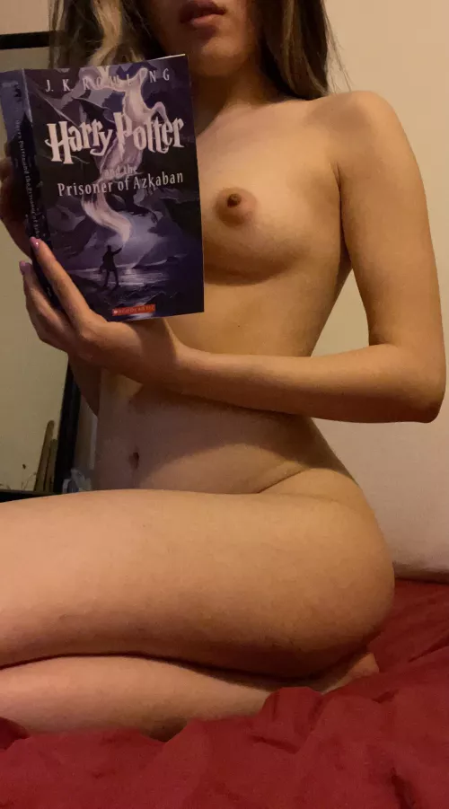 Reading this again & again & again...[F] by LittleLeyla