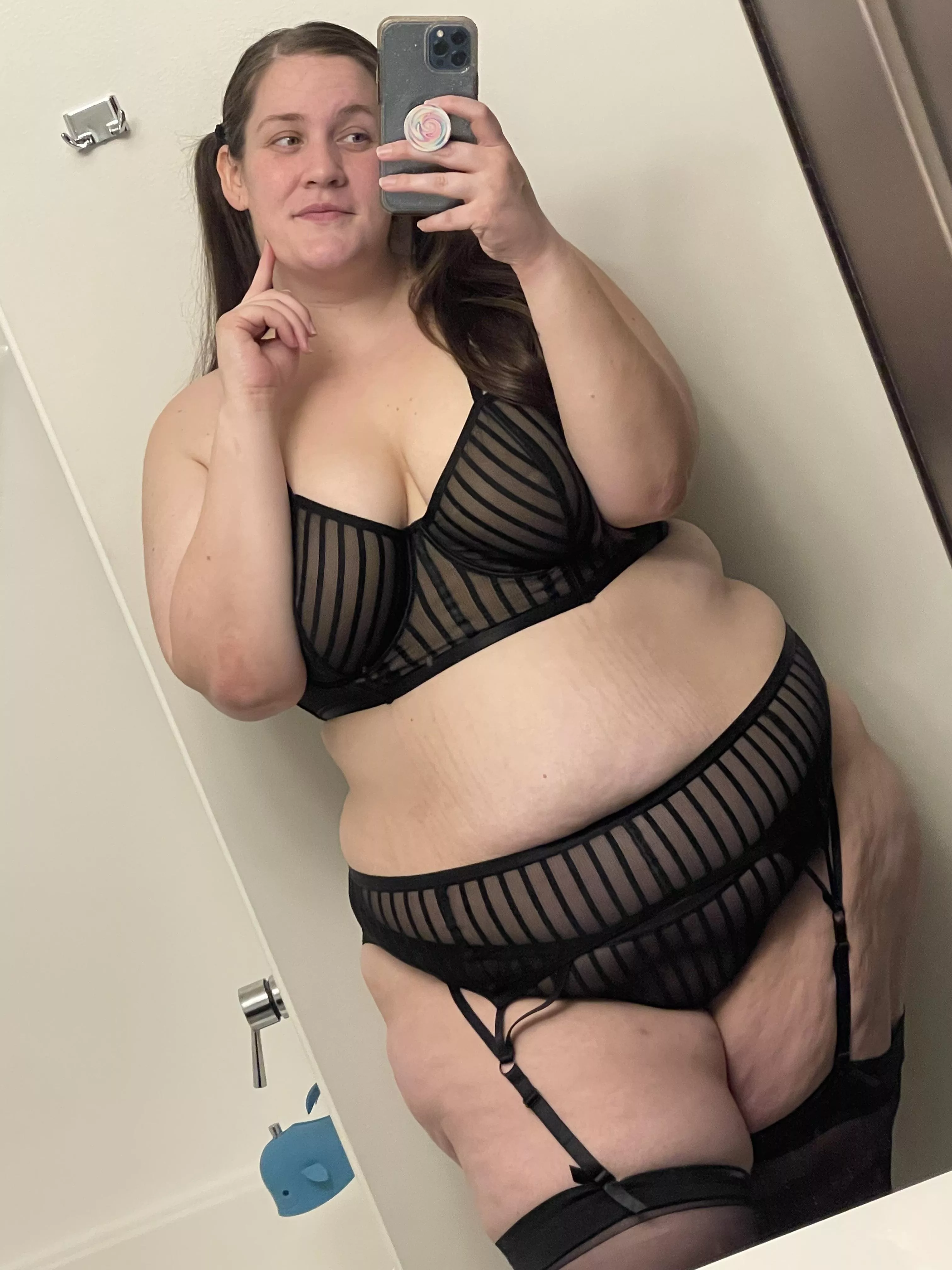 Ready for some fun 🖤 posted by xohellokitten