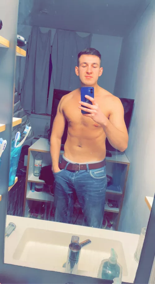 Ready for the day 🤤 by lio1919