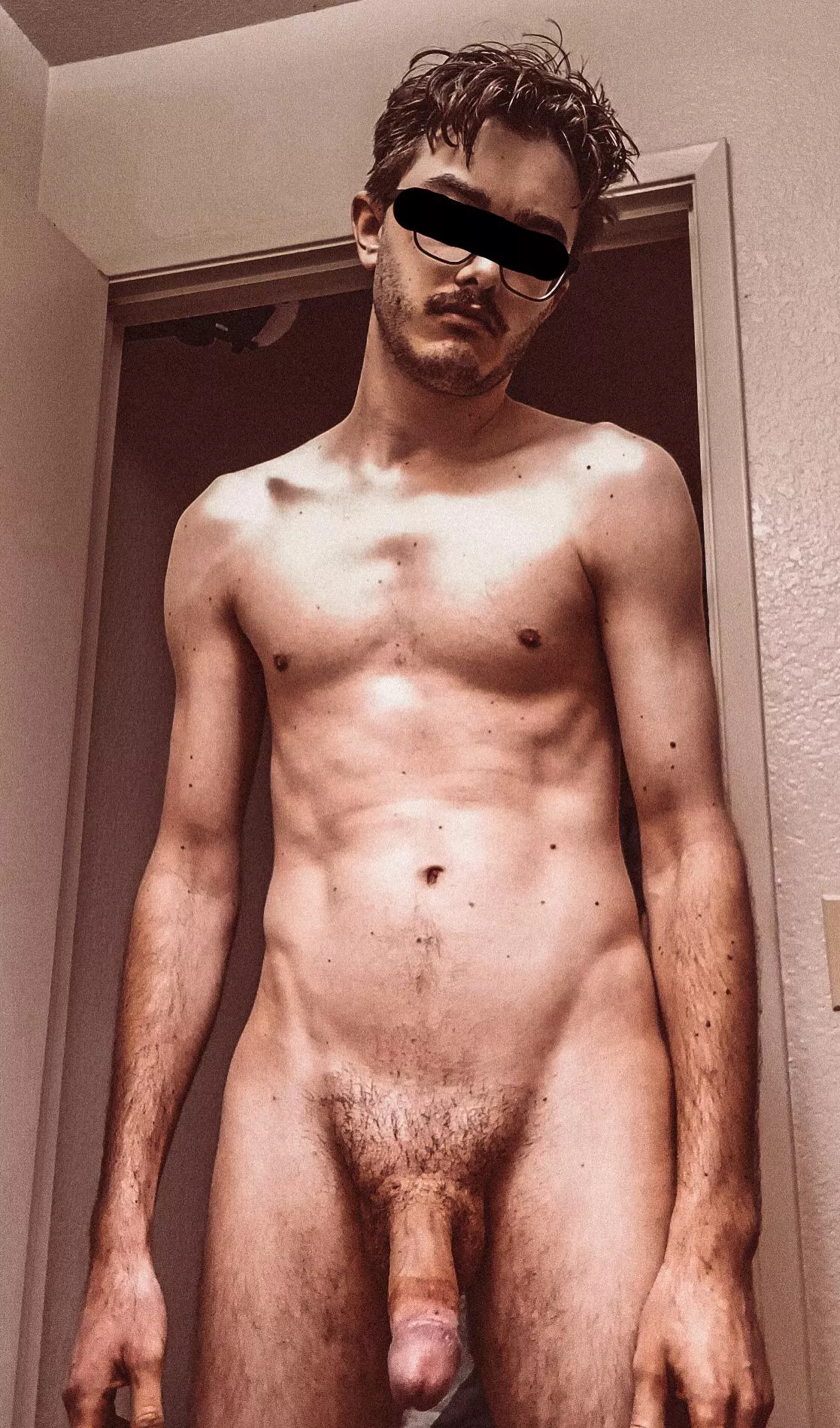 Ready for the shower 🚿 posted by MrCocktopus