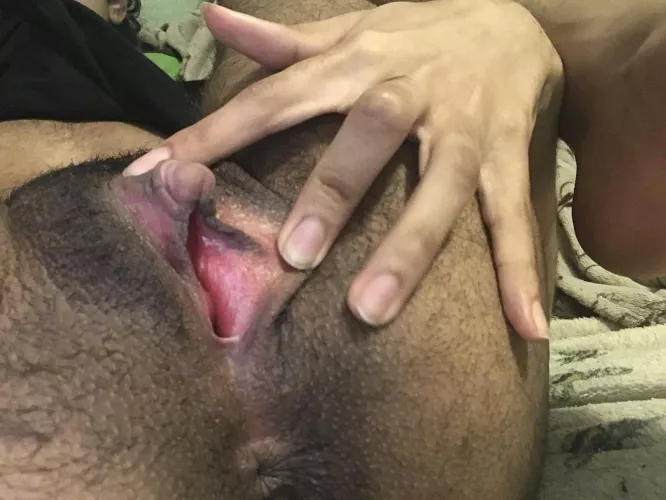 ready to be ate 🙇🏽‍♀️🙇🏽‍♀️ by seraphimbunny