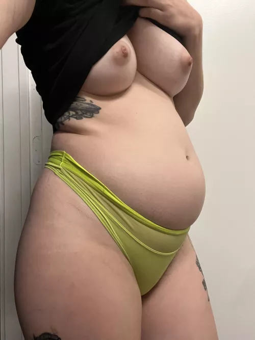 Ready to be filled ✨ by Danibellybabe