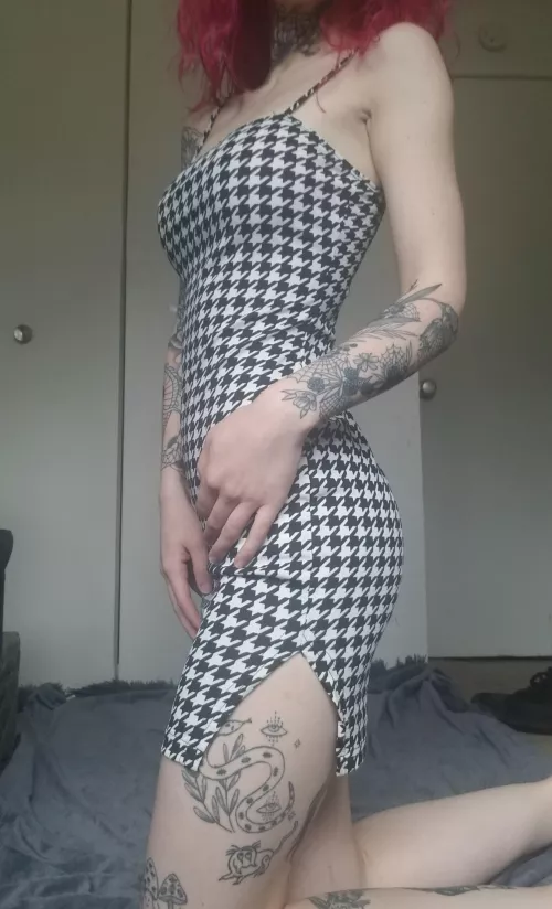 Ready to hiek up my dress and push me over the bed? by maliciousnegligible