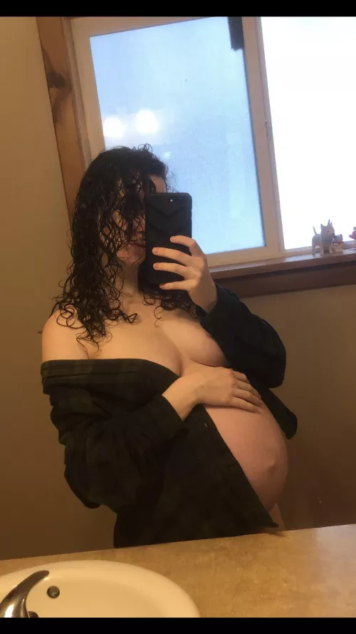 Ready to pop by willowmexo