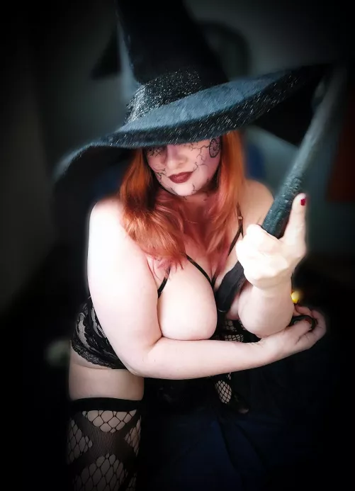 ready to ride the night...🖤❤️‍🔥🌘💋 by kavina_black