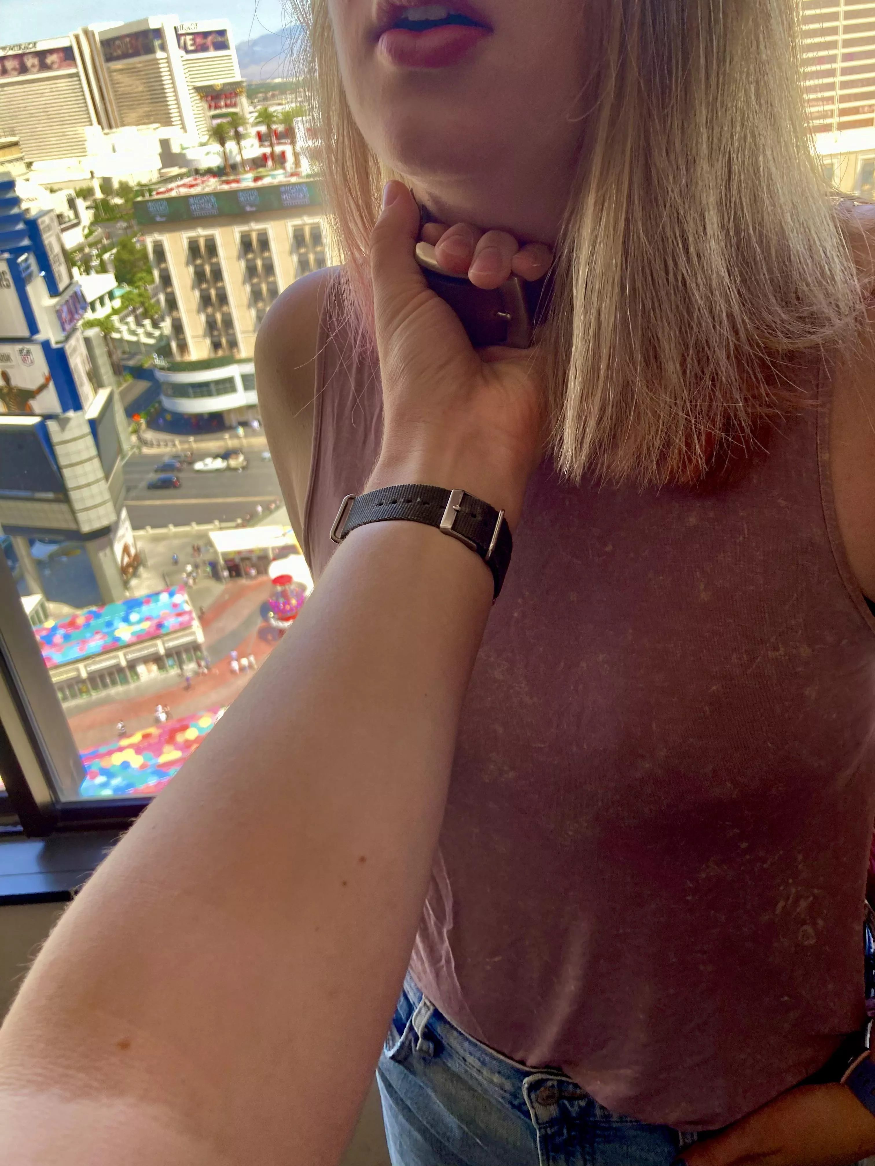 Ready to sub[m]it [f]or daddy posted by Blondebanana69