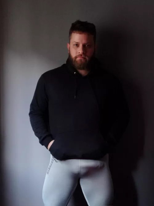 ready to workout. by Reneezavetti